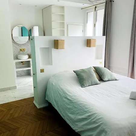 Apartamento Triplex A Montmartre - Sauna París