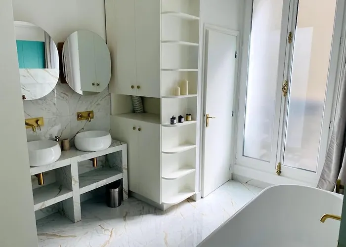 Triplex A Montmartre - Sauna París
